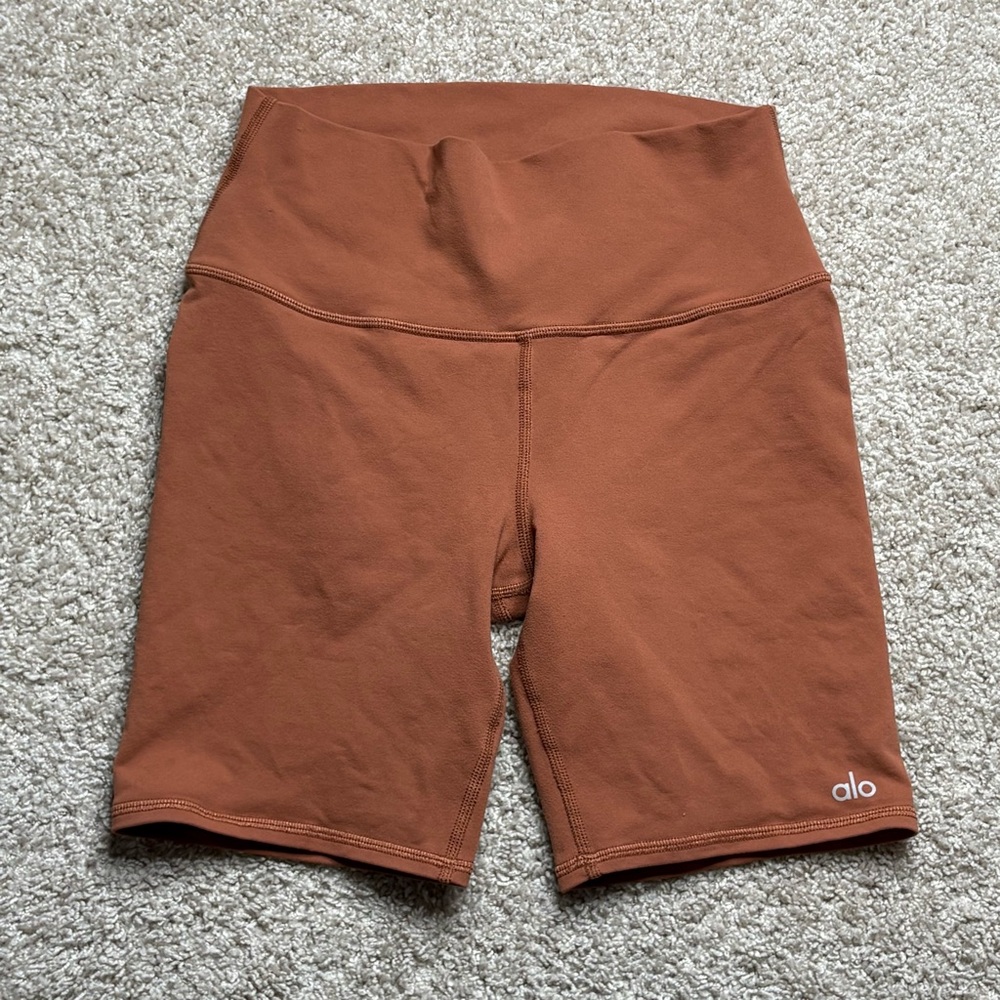 ALO Yoga Rust Athletic Shorts
